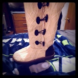 Muk Luk Sweater Boots